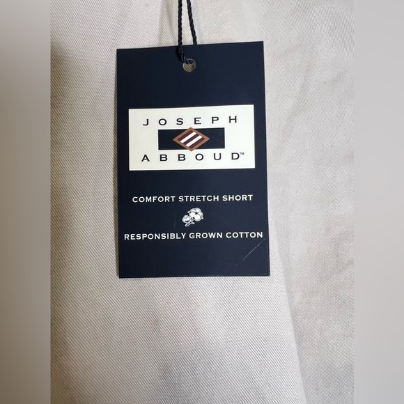206. NWT Jos. A. Bank Flat Front Stretch Twill Shorts waist 46 - Picture 2 of 7